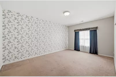 246 Stonegate Blvd, Hermitage, PA 16148 - Photo 11