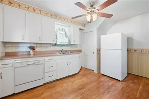463 Independence Ct, Sharon, PA 16146 - Photo 11