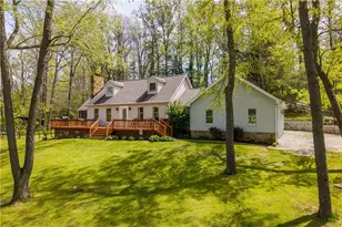10 Oakridge Ln, Mount Pleasant, PA 15340 - Photo 1