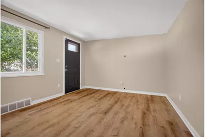 132 Pheasant Dr, Pittsburgh, PA 15235 - Photo 7