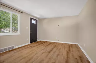 132 Pheasant Dr, Pittsburgh, PA 15235 - Photo 7