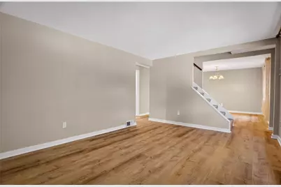 132 Pheasant Dr, Pittsburgh, PA 15235 - Photo 9