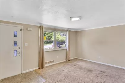 402 Highland Street, Sewickley Township, PA 15637 - Photo 5