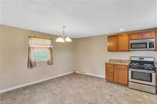 402 Highland St, Sewickley Township, PA 15637 - Photo 7