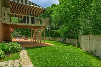 406 Chatham Ln, Cranberry Township, PA 16066 - Photo 3