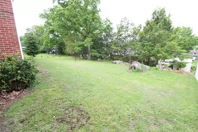 1110 Birch, Connellsville, PA 15425 - Photo 11