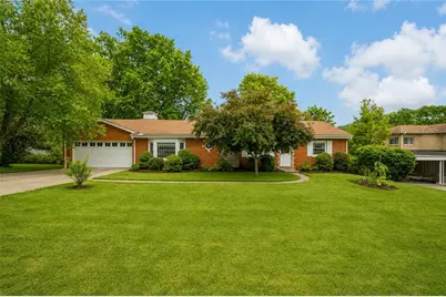 347 Carlton Rd, Bethel Park, PA 15102 - Photo 1