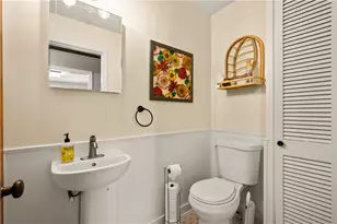 347 Carlton Rd, Bethel Park, PA 15102 - Photo 27