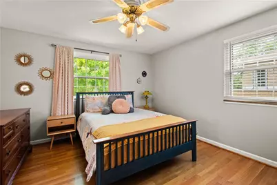 347 Carlton Rd, Bethel Park, PA 15102 - Photo 21