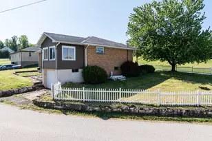 2741 Route 982, Mount Pleasant Township, PA 15666 - Photo 5