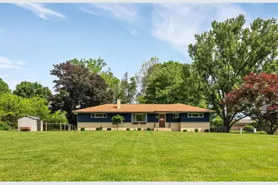 468 Fairlane Blvd, Big Beaver, PA 16141 - Photo 1