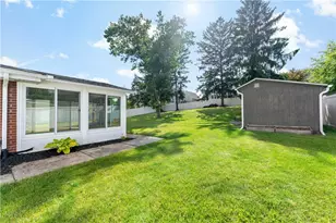 210 E Harbison Rd, Robinson Twp, PA 15205 - Photo 33