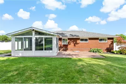 210 E Harbison Rd, Robinson Twp, PA 15205 - Photo 29