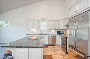 320 N Lakeside Dr, Canonsburg, PA 15317 - Photo 5