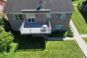 320 N Lakeside Dr, Canonsburg, PA 15317 - Photo 11
