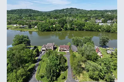 320 N Lakeside Dr, Canonsburg, PA 15317 - Photo 27