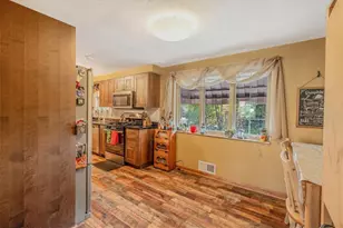 3804 Cynthia Dr, Pittsburgh, PA 15227 - Photo 11