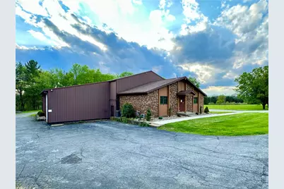 20 Henderson Ln, Shenango Township, PA 16105 - Photo 3