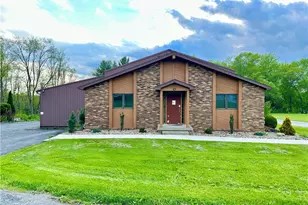 20 Henderson Ln, Shenango Township, PA 16105 - Photo 1