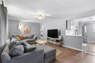 1315 Earlham St, Pittsburgh, PA 15205 - Photo 11