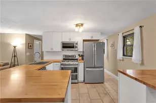 5043 Ozark Dr, Pittsburgh, PA 15239 - Photo 9