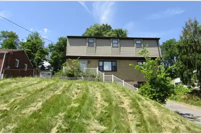 5560 Clarene Dr, Bethel Park, PA 15102 - Photo 1