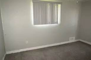5560 Clarene Dr, Bethel Park, PA 15102 - Photo 25