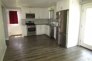 5560 Clarene Dr, Bethel Park, PA 15102 - Photo 9
