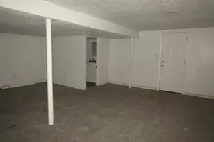 5560 Clarene Dr, Bethel Park, PA 15102 - Photo 29