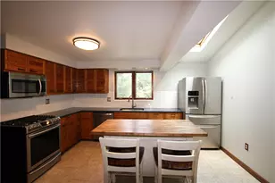 10246 Twin Hill Rd, Pittsburgh, PA 15090 - Photo 21