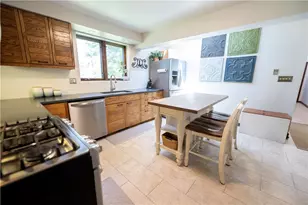 10246 Twin Hill Rd, Pittsburgh, PA 15090 - Photo 19