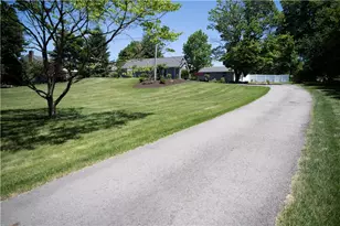 10246 Twin Hill Rd, Pittsburgh, PA 15090 - Photo 5