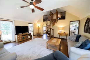 10246 Twin Hill Rd, Pittsburgh, PA 15090 - Photo 9