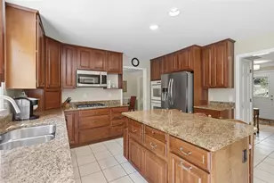703 Willowcrest Dr, Pine Township, PA 15044 - Photo 5