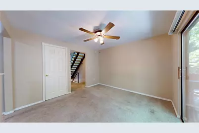 610 Maplewood Ct, Ross Twp, PA 15237 - Photo 9