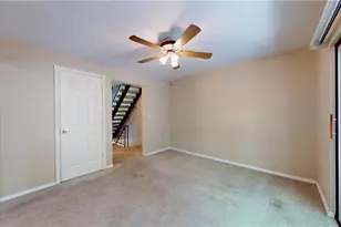 610 Maplewood Ct, Ross Twp, PA 15237 - Photo 9