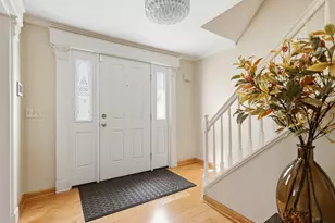 102 Lansdale Ct, Ross Twp, PA 15237 - Photo 3