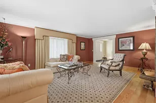 102 Lansdale Ct, Ross Twp, PA 15237 - Photo 5
