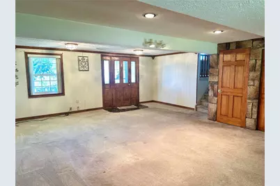 905 Roosevelt Avenue, Aliquippa, PA 15001 - Photo 17