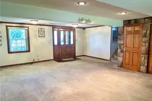 905 Roosevelt Ave, Aliquippa, PA 15001 - Photo 17
