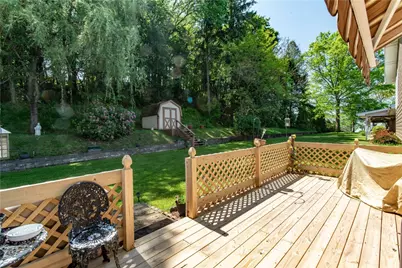 905 Roosevelt Avenue, Aliquippa, PA 15001 - Photo 35