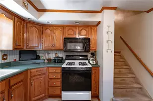 905 Roosevelt Ave, Aliquippa, PA 15001 - Photo 17