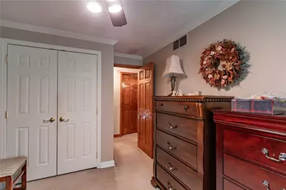 905 Roosevelt Avenue, Aliquippa, PA 15001 - Photo 9