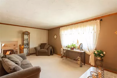 905 Roosevelt Avenue, Aliquippa, PA 15001 - Photo 5