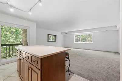 1500 Cochran Road #900, Scott Township, PA 15243 - Photo 13
