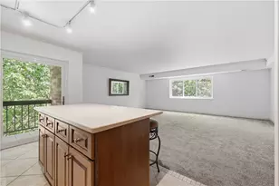 1500 Cochran Rd, Scott Township, PA 15243 - Photo 13