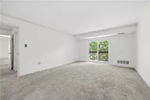 1500 Cochran Rd, Scott Township, PA 15243 - Photo 21