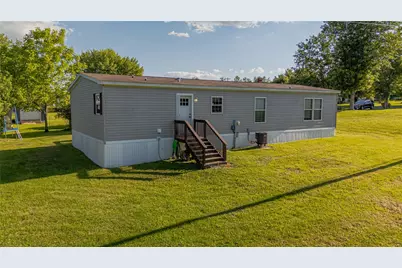 108 E 1st St, Crucible, PA 15325 - Photo 21