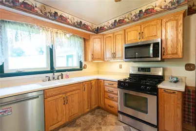1016 Lakeview Drive, Big Beaver, PA 15010 - Photo 11