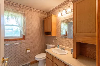 1016 Lakeview Drive, Big Beaver, PA 15010 - Photo 21